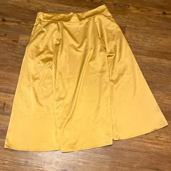 Golden Yellow satin tea length torrid skirt - Picture 2 of 8